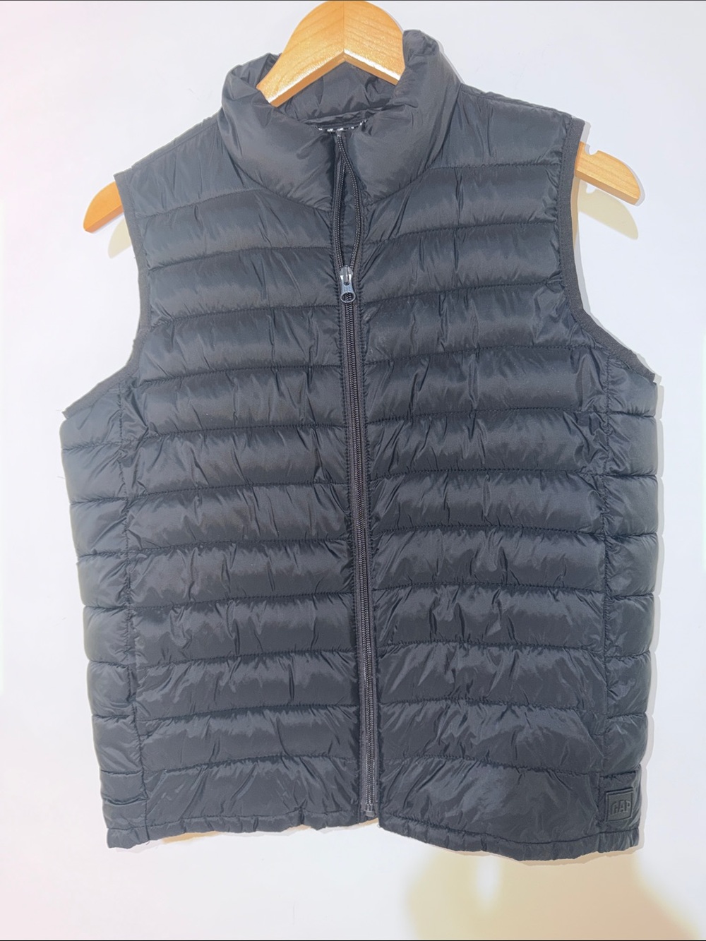 GAP kids  Black Quilted Down-Style Vest size XLarge puffer
